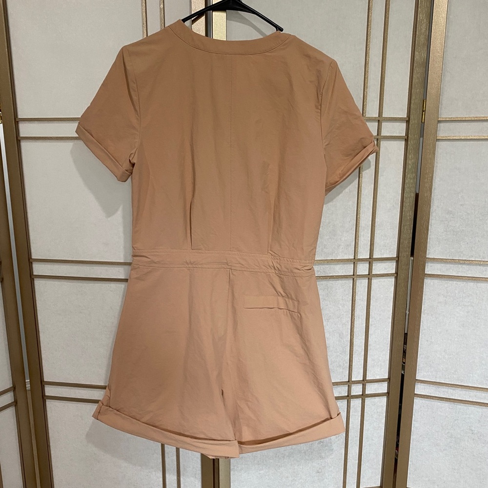 Gap fit Romper - Picture 4 of 5